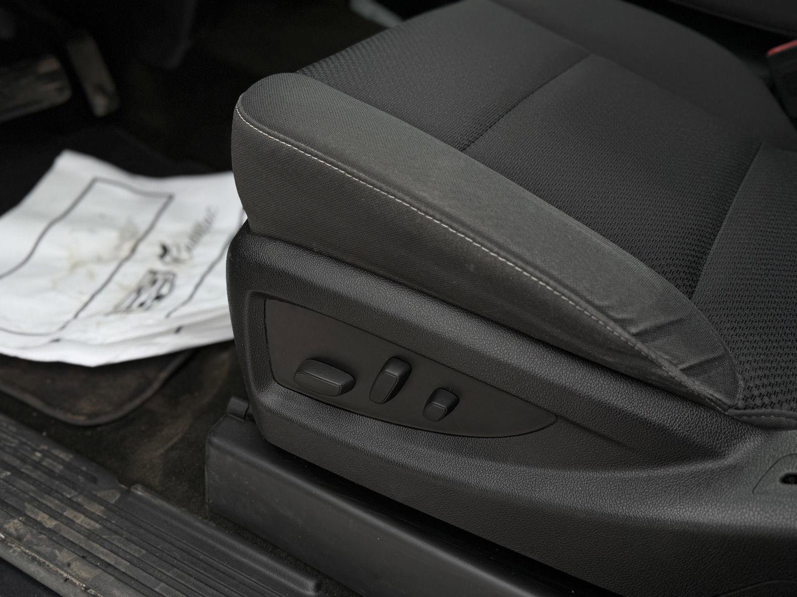 Used 2016 GMC Sierra 3500 SLE w/ SLE Preferred Package image 14