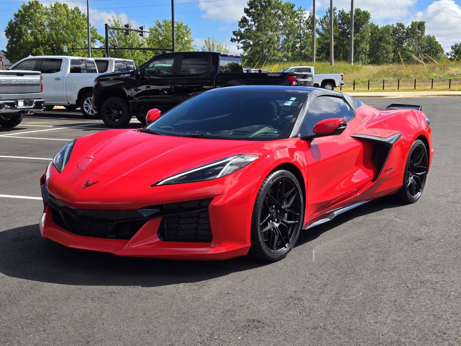 Used 2023 Chevrolet Corvette Z06 RWD image 2