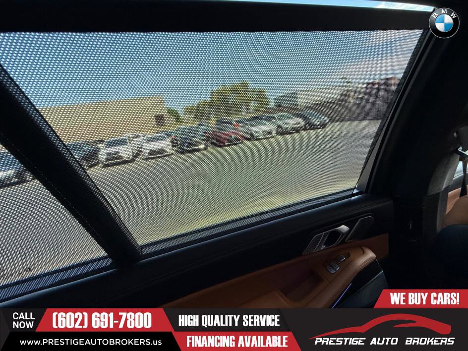 Used 2021 BMW X7 M50i w/ Executive Package image 38