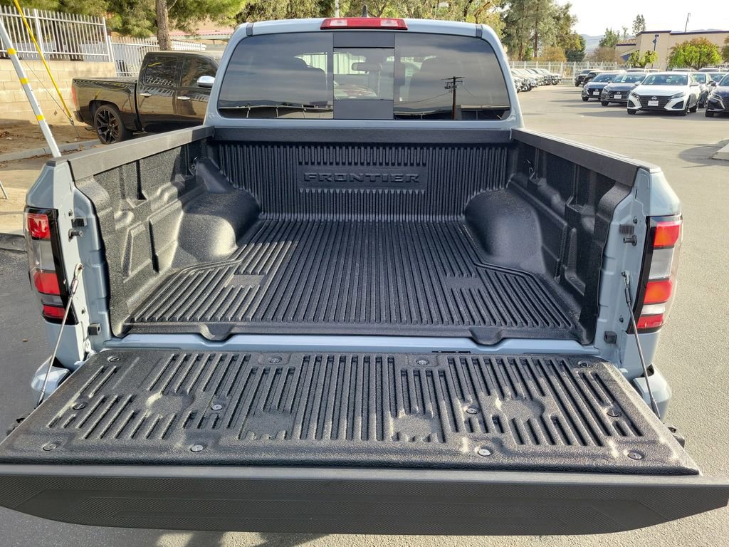 New 2026 Nissan Frontier SV w/ Tow Package image 4