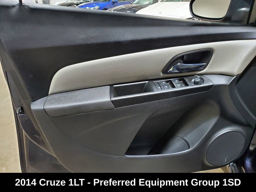 Used 2014 Chevrolet Cruze LT FWD image 8