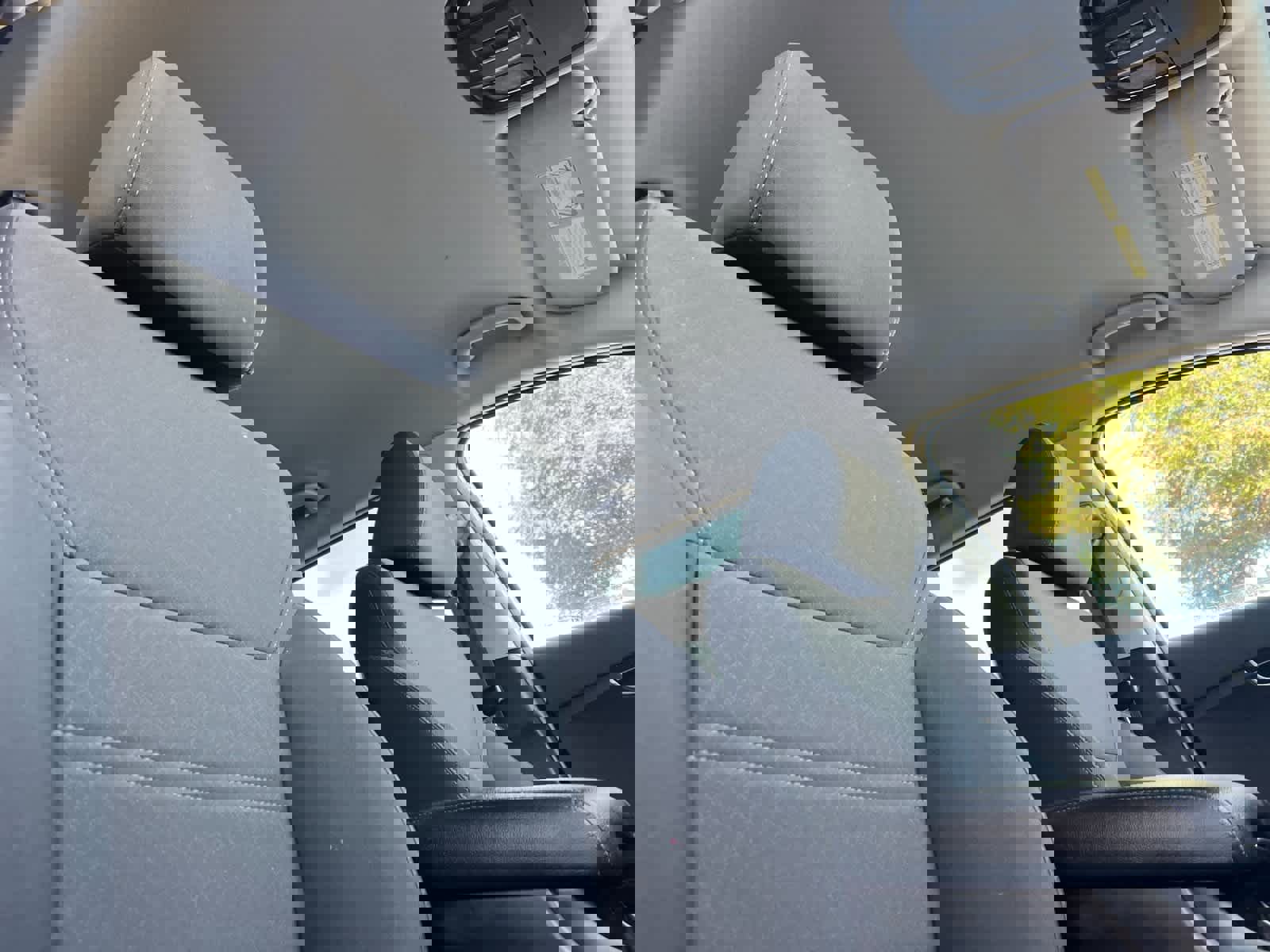 Used 2019 Kia Sorento L image 18