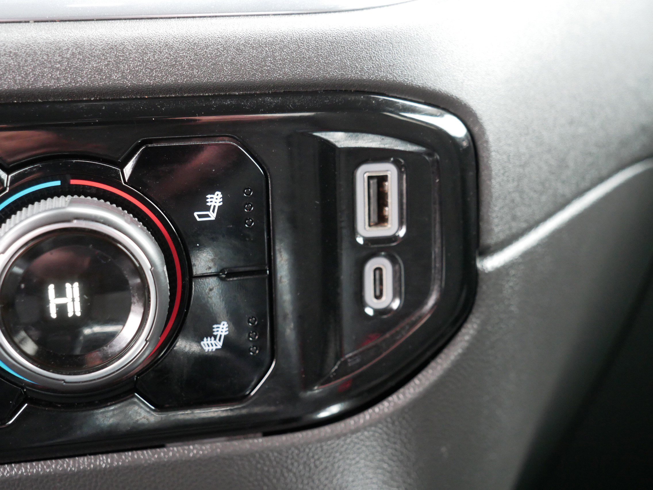 Used 2023 Chevrolet Silverado 1500 LT Trail Boss w/ Protection Package image 32