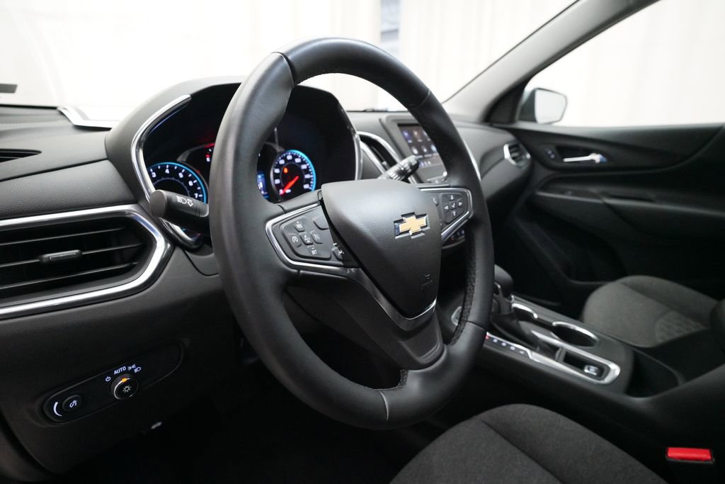 Used 2024 Chevrolet Equinox LT AWD/4WD image 8