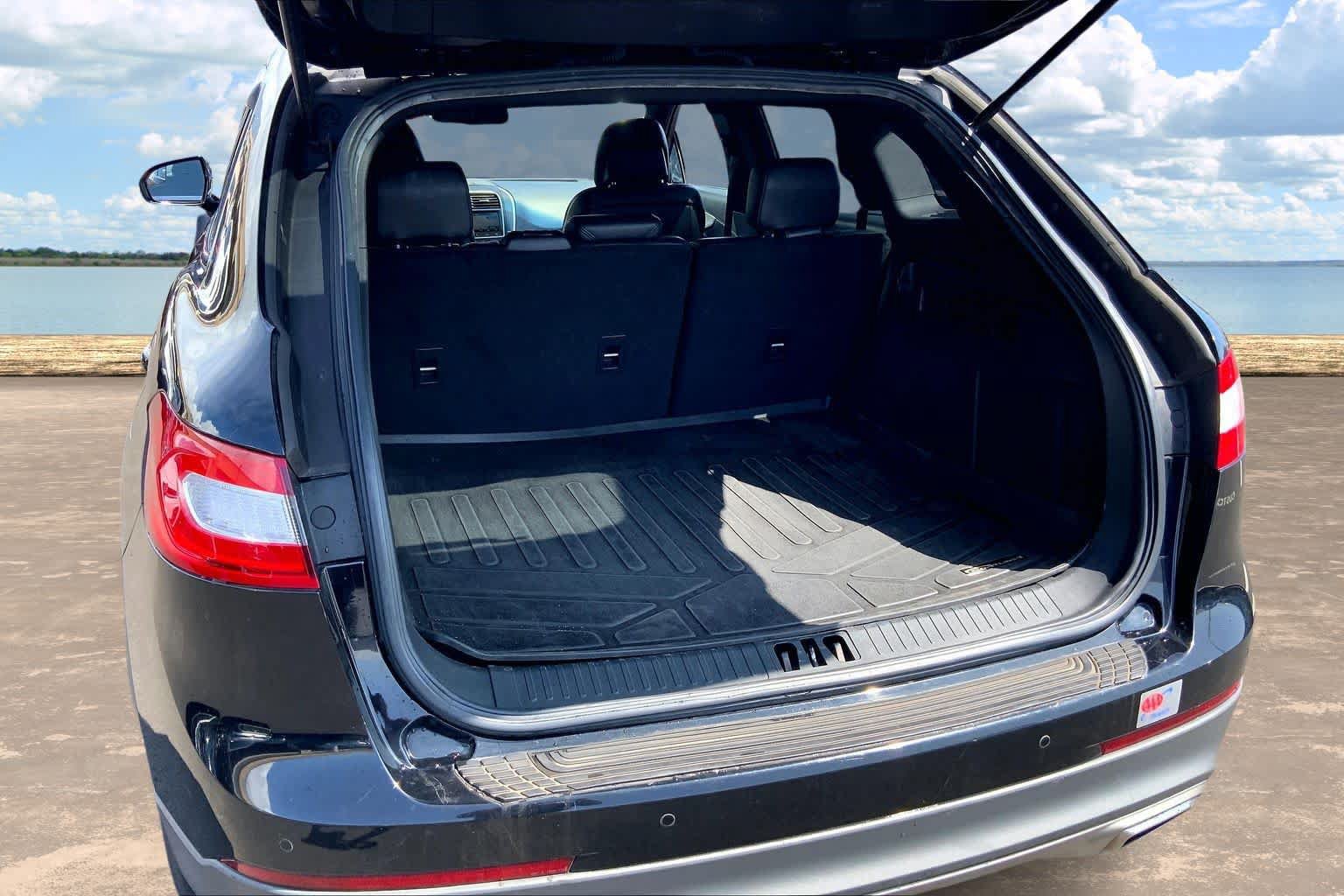Used 2017 Lincoln MKX Premiere AWD/4WD image 18