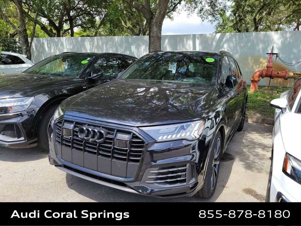 Used 2021 Audi Q7 3.0T Prestige w/ Prestige Package AWD/4WD image 3