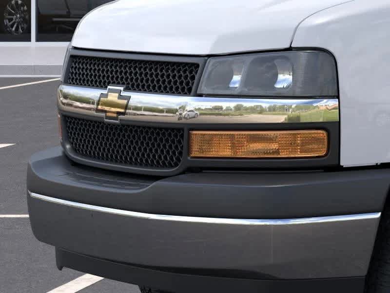 New 2025 Chevrolet Express 3500 w/ Power Convenience Package RWD image 8