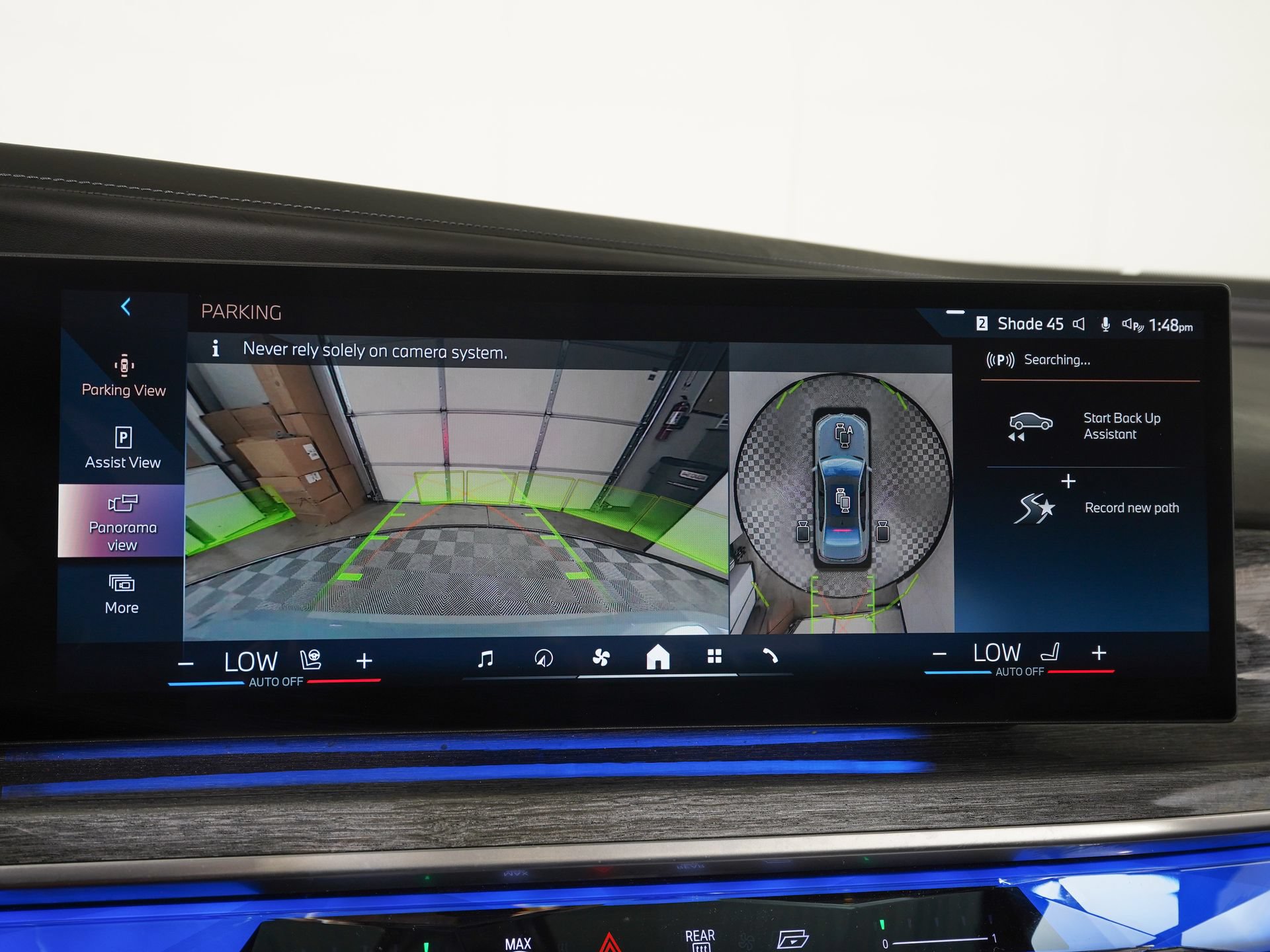 Used 2023 BMW i7 xDrive60 AWD/4WD image 25