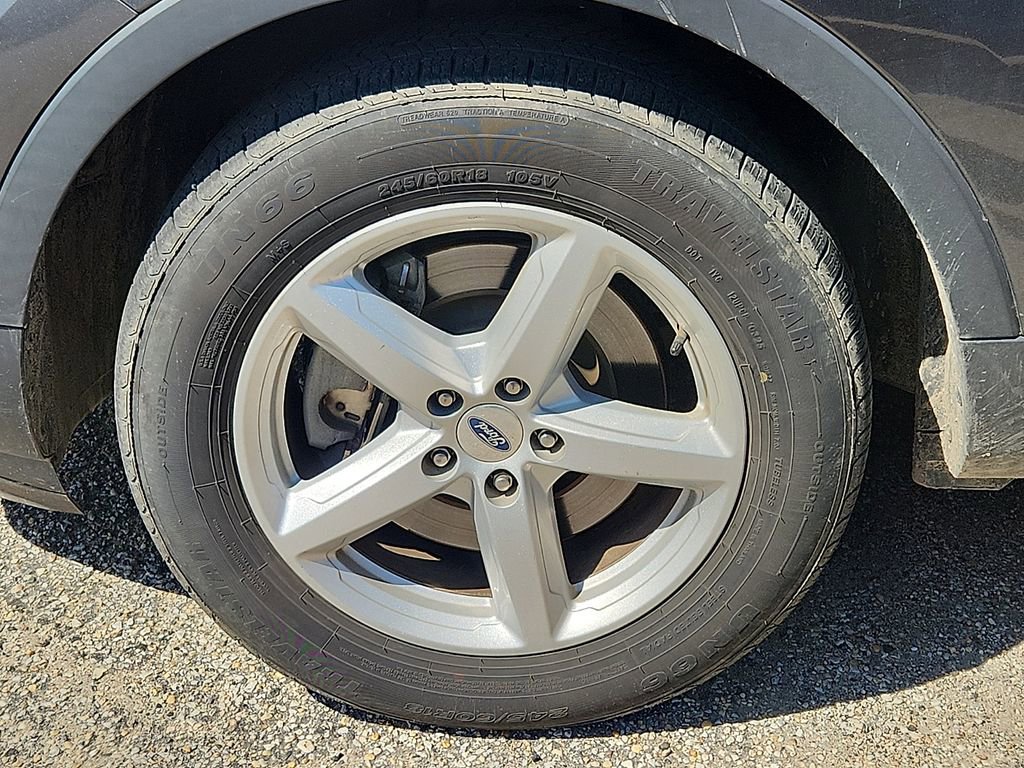 Used 2019 Ford Explorer XLT w/ Equipment Group 201A image 9