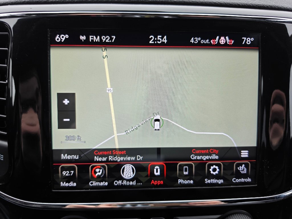 Used 2020 Jeep Grand Cherokee Limited w/ Luxury Group II image 22