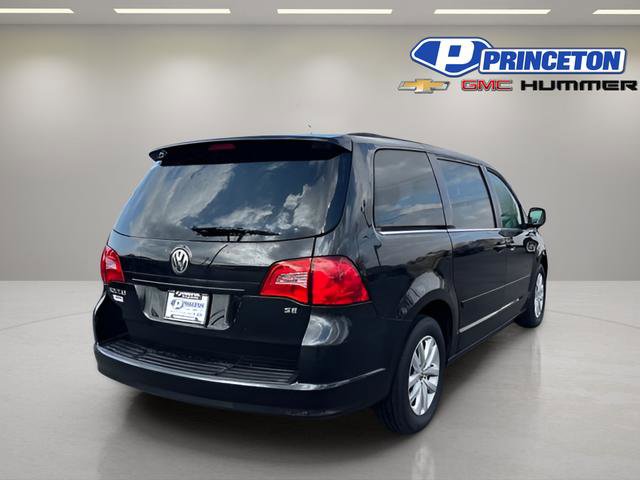 Used 2013 Volkswagen Routan SE image 7