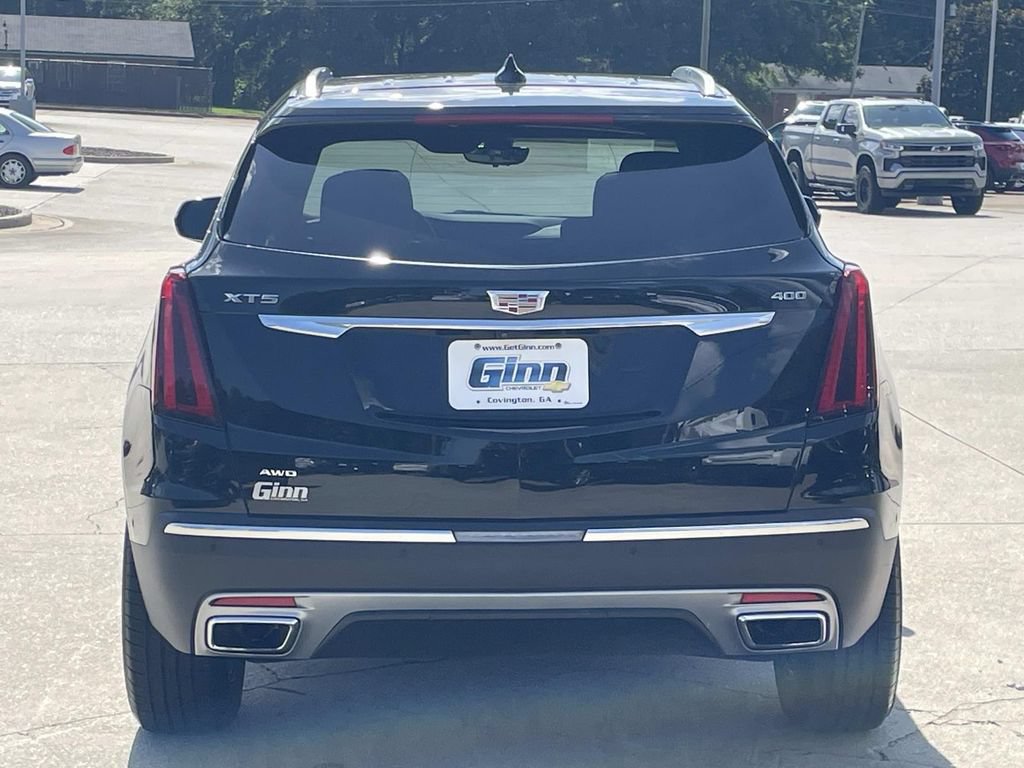 Used 2023 Cadillac XT5 Premium Luxury w/ Technology Package AWD/4WD image 3