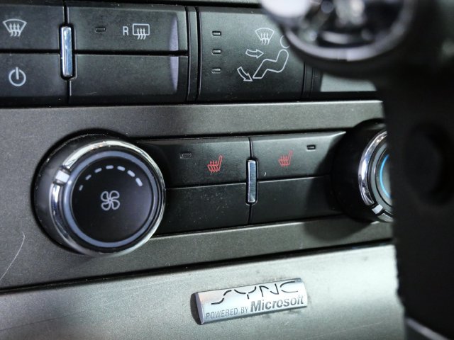 Used 2010 Ford Mustang Coupe RWD image 20