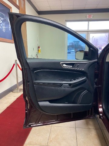 Used 2021 Ford Edge SEL FWD image 15