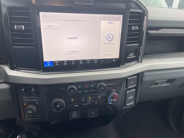 New 2026 Ford F250 XLT w/ XLT Premium Package AWD/4WD image 9