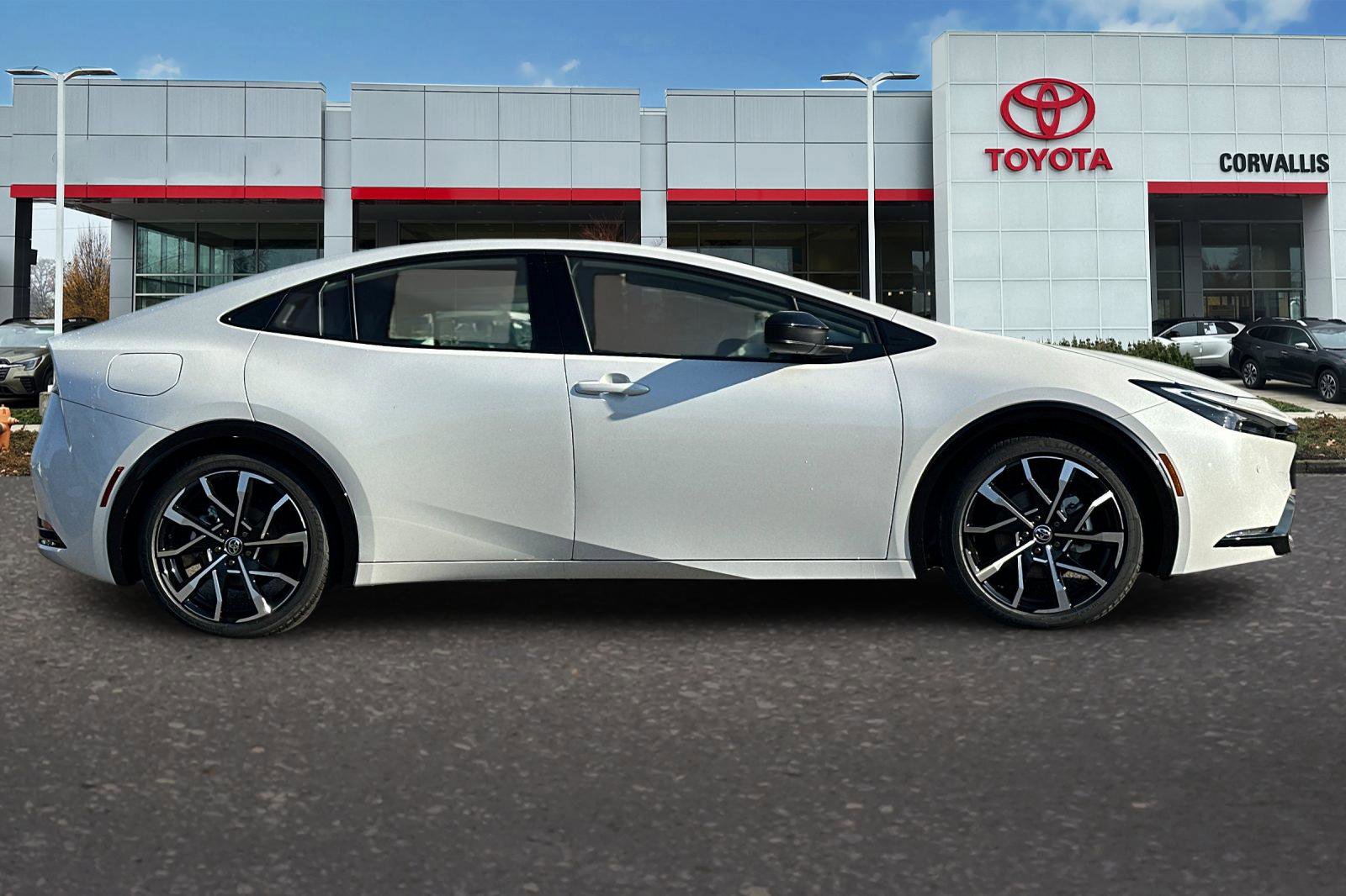 New 2026 Toyota Prius Plug-In Hybrid image 4