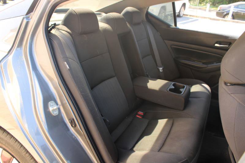 Used 2019 Nissan Altima 2.5 S FWD image 13
