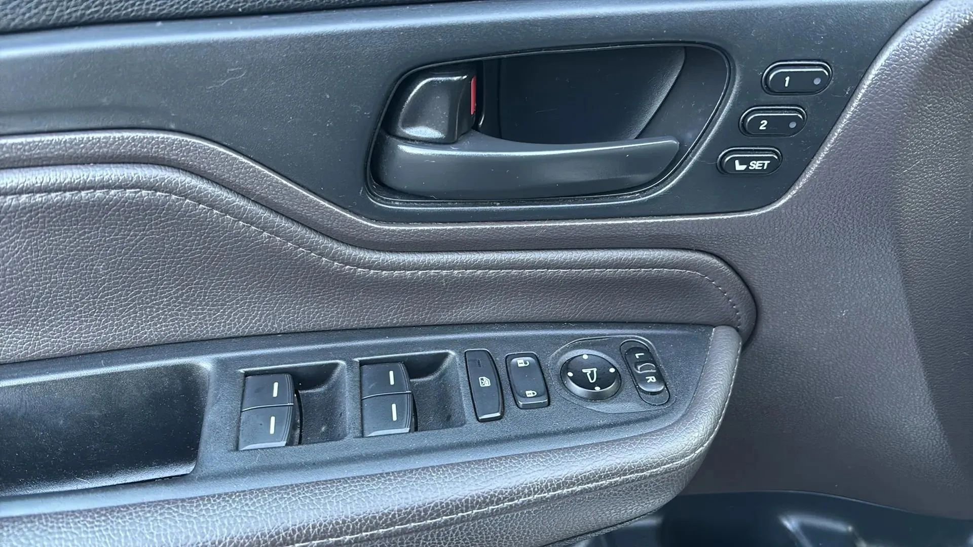 Used 2018 Honda Odyssey Touring image 9