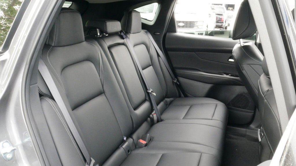 New 2025 Nissan Murano SL image 16