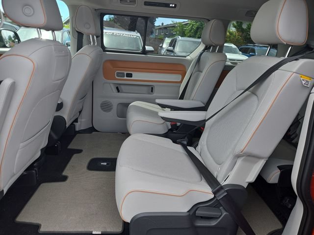 Used 2025 Volkswagen ID. Buzz Pro S Plus AWD/4WD image 11