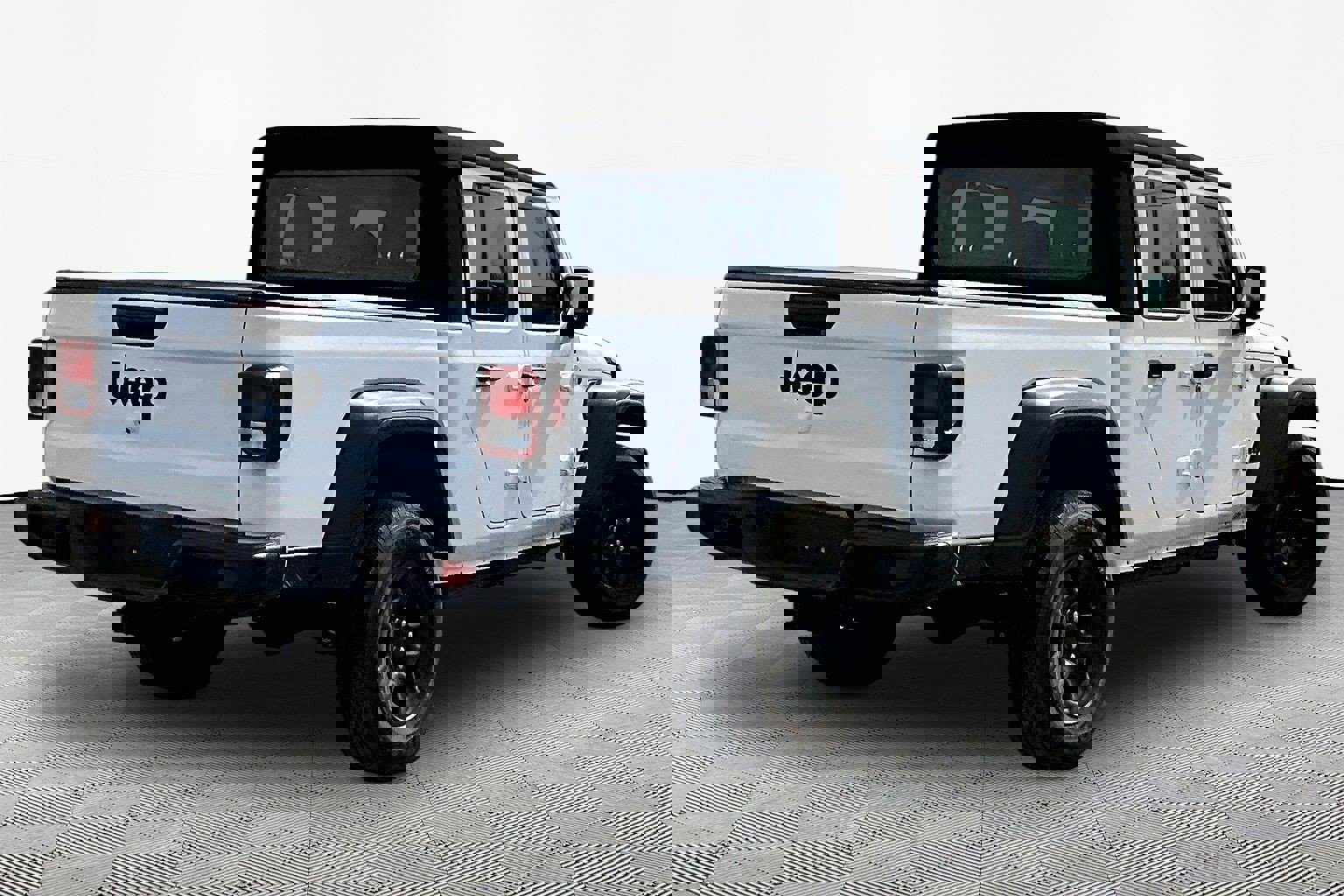 Used 2024 Jeep Gladiator Sport AWD/4WD image 6