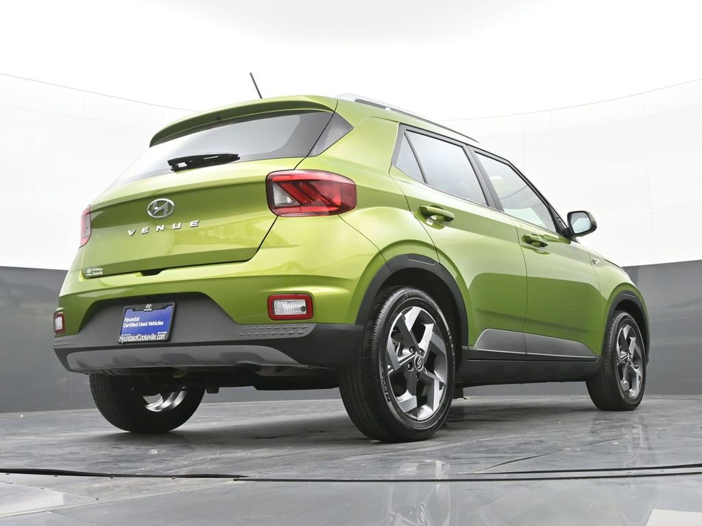 Certified 2024 Hyundai Venue SEL image 41