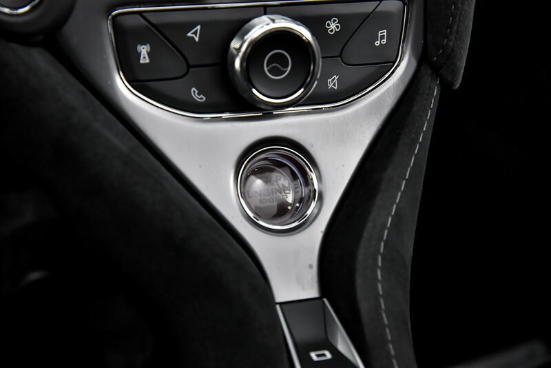 Used 2020 McLaren 720S Spider RWD image 36