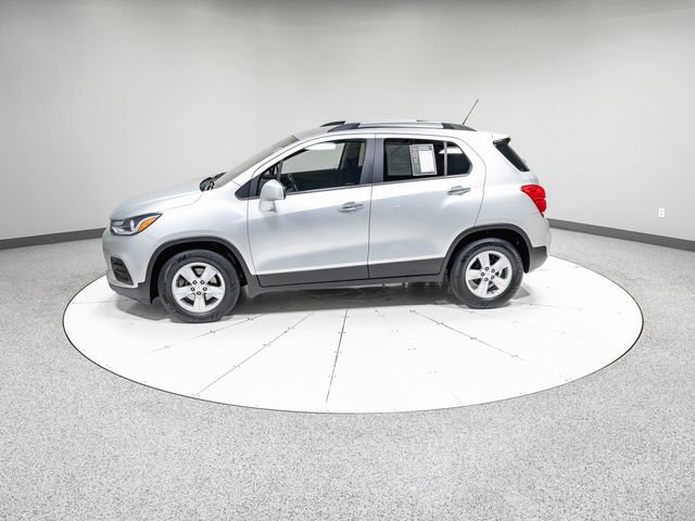 Used 2019 Chevrolet Trax LT w/ LT Convenience Package FWD image 32