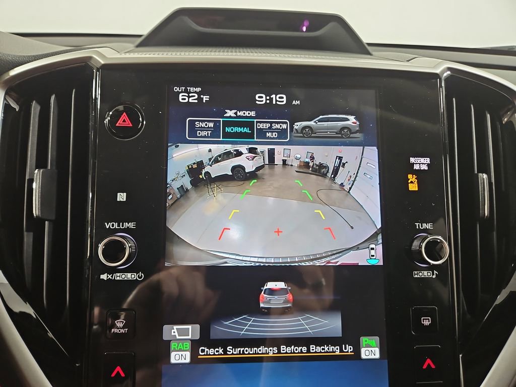 Certified 2025 Subaru Ascent Touring AWD/4WD image 20
