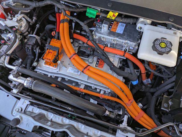 New 2027 Chevrolet Bolt RS w/ LPO, All-Weather Package FWD image 28