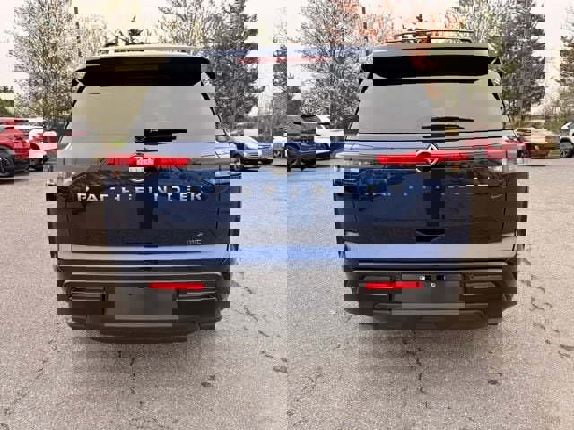 New 2026 Nissan Pathfinder SV image 6