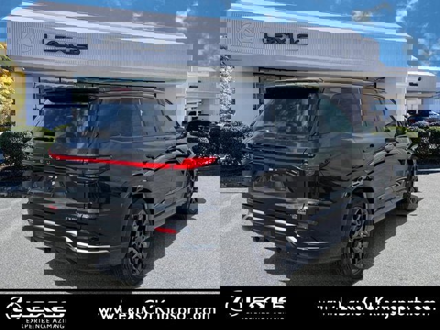 New 2026 Lexus TX 500h AWD w/ Technology Package image 4