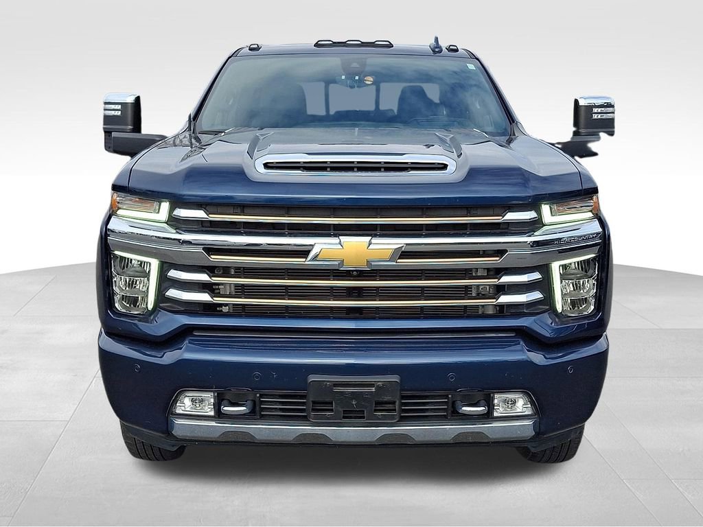 Used 2023 Chevrolet Silverado 3500 High Country w/ Technology Package image 2