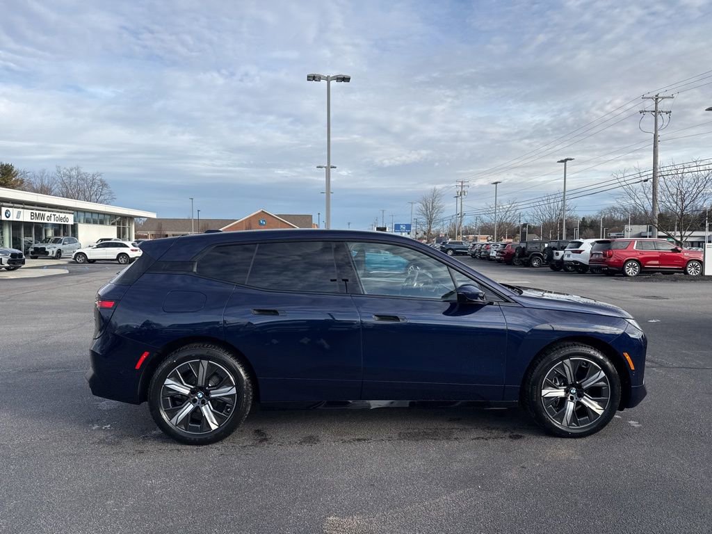 New 2026 BMW iX xDrive45 image 23