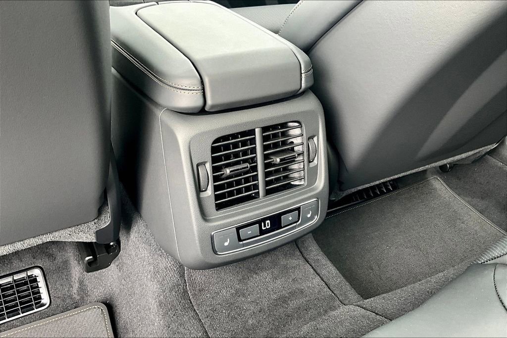 New 2026 Audi RS e-tron GT performance image 17