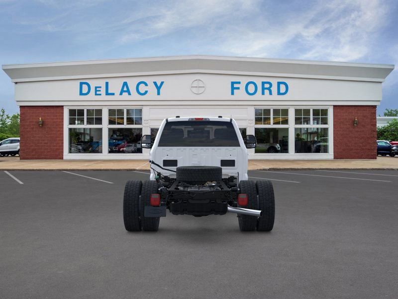 New 2025 Ford F550 4x4 Regular Cab Super Duty image 6