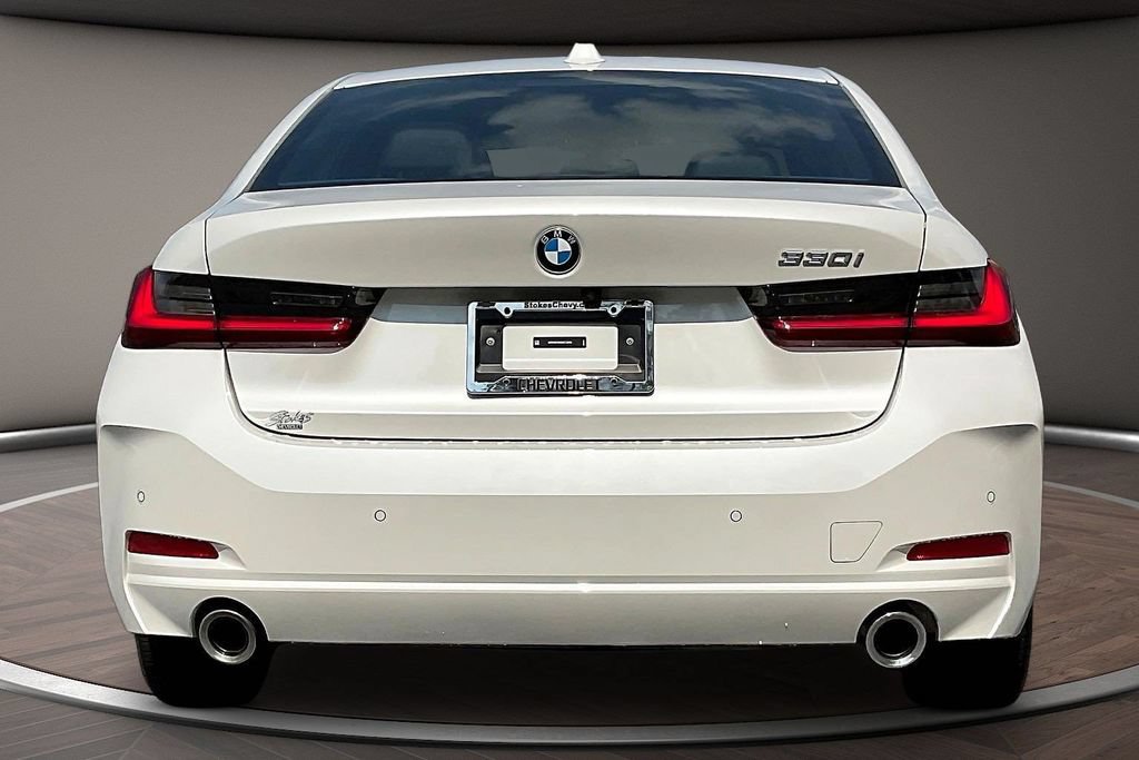 Used 2025 BMW 330i Sedan RWD image 5