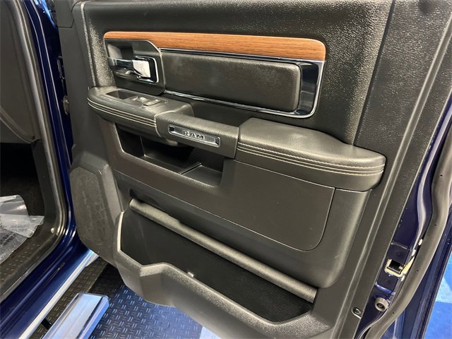 Used 2016 RAM 1500 Laramie image 11
