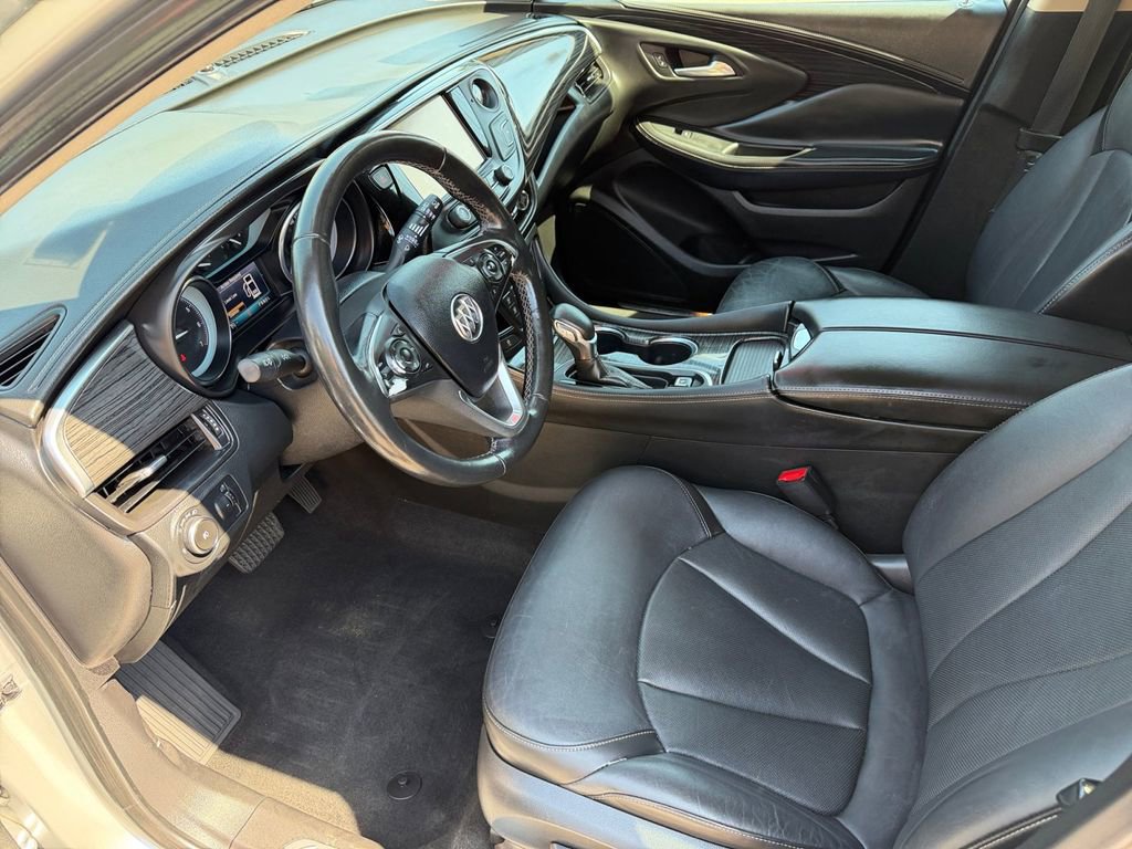 Used 2017 Buick Envision Essence image 10