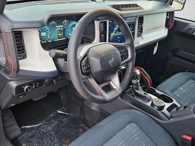 New 2025 Ford Bronco Heritage Edition image 3