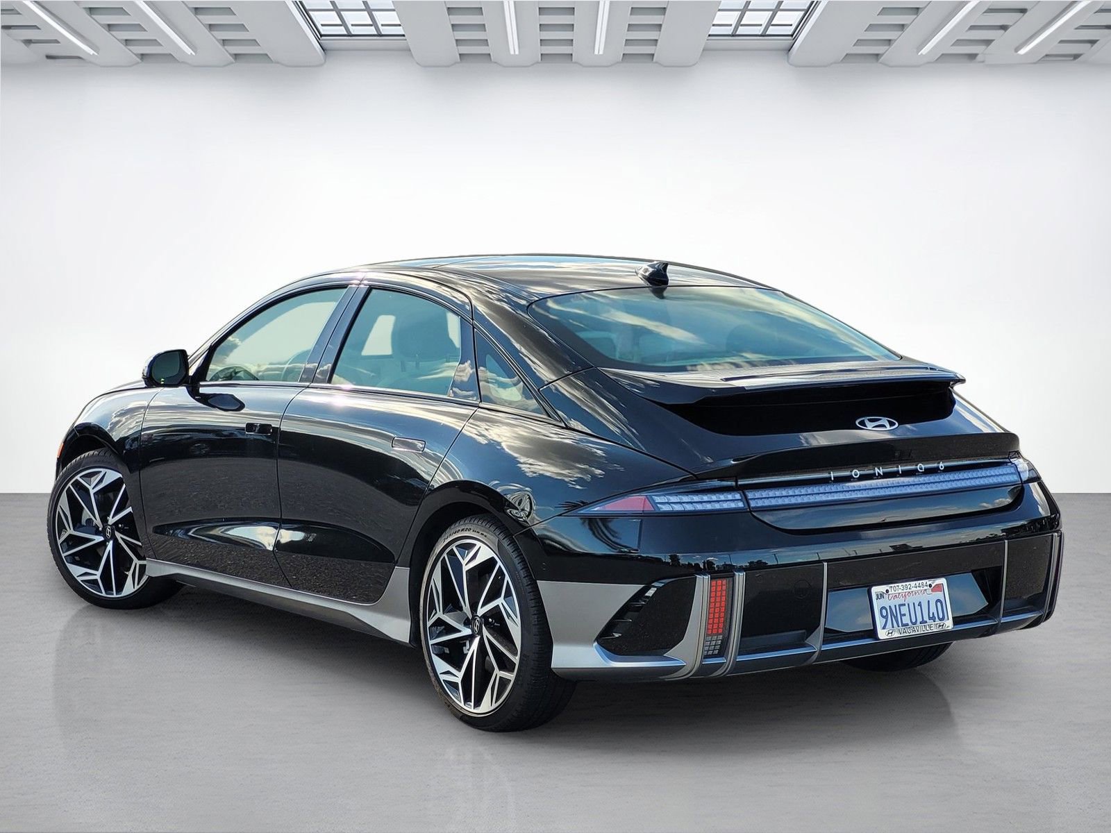 Certified 2024 Hyundai Ioniq 6 Limited RWD image 13