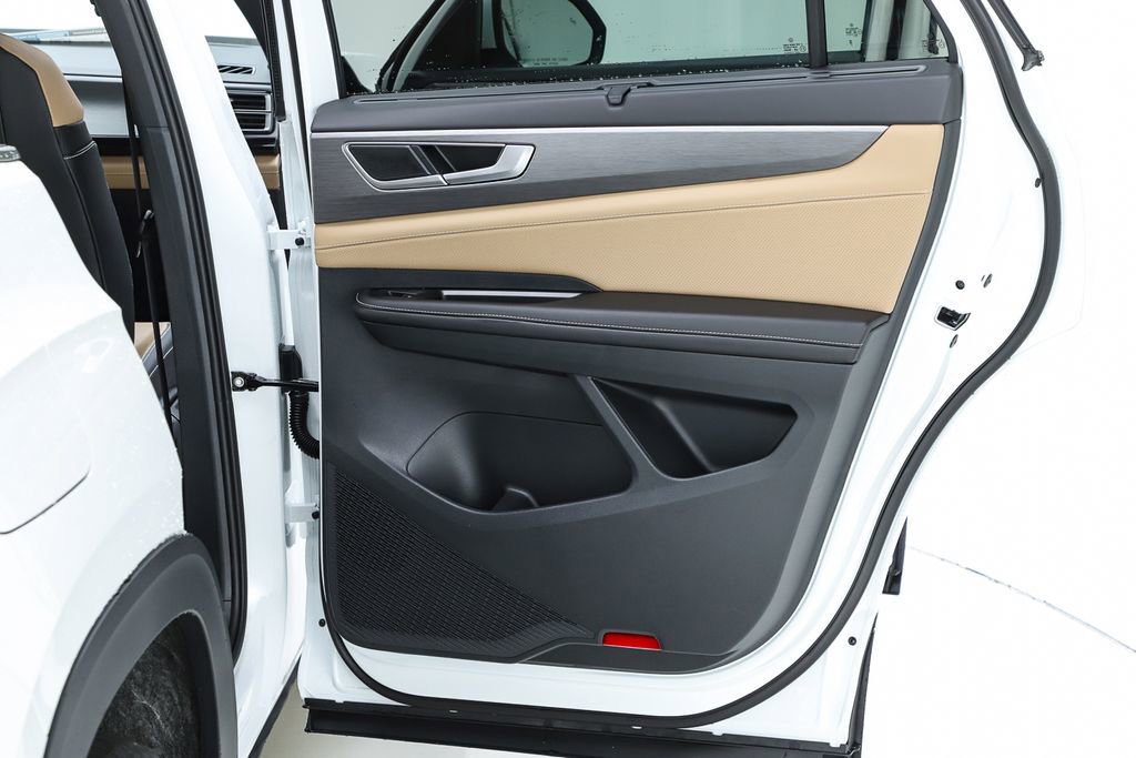 New 2026 Volkswagen Atlas Cross Sport SE image 31