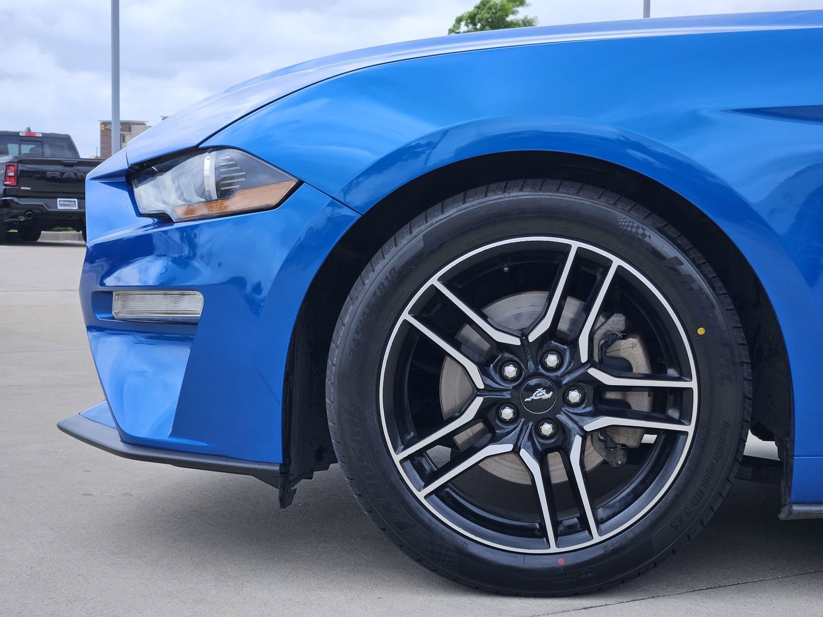 Used 2020 Ford Mustang Coupe w/ Equipment Group 101A RWD image 11