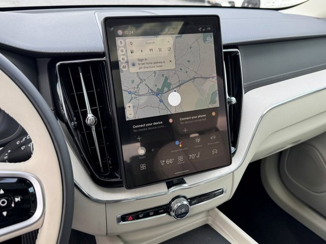 New 2026 Volvo XC60 T8 Ultra w/ Climate Package image 22