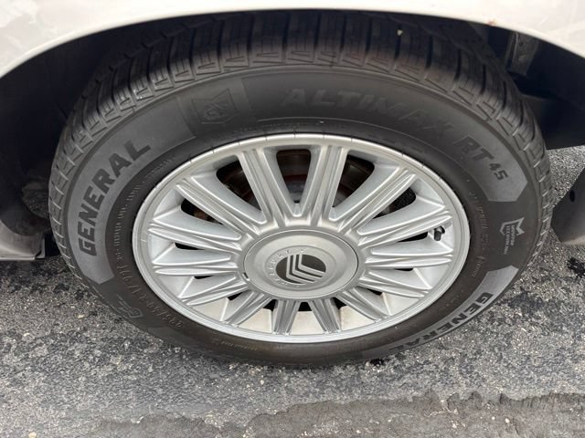 Used 2010 Mercury Grand Marquis LS RWD image 23