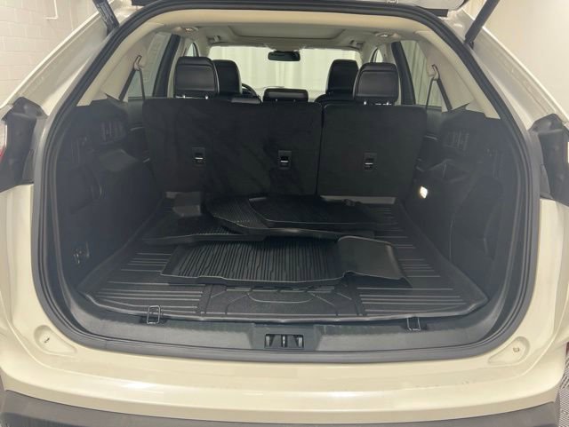 Used 2022 Ford Edge SEL w/ Convenience Package AWD/4WD image 11