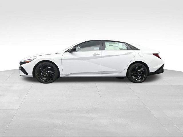 New 2026 Hyundai Elantra SEL Sport Premium FWD image 33