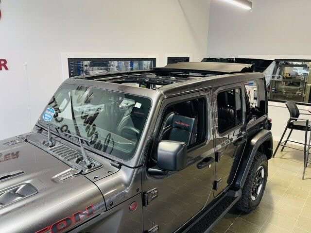 Used 2022 Jeep Wrangler Unlimited Rubicon w/ Steel Bumper Group AWD/4WD image 3