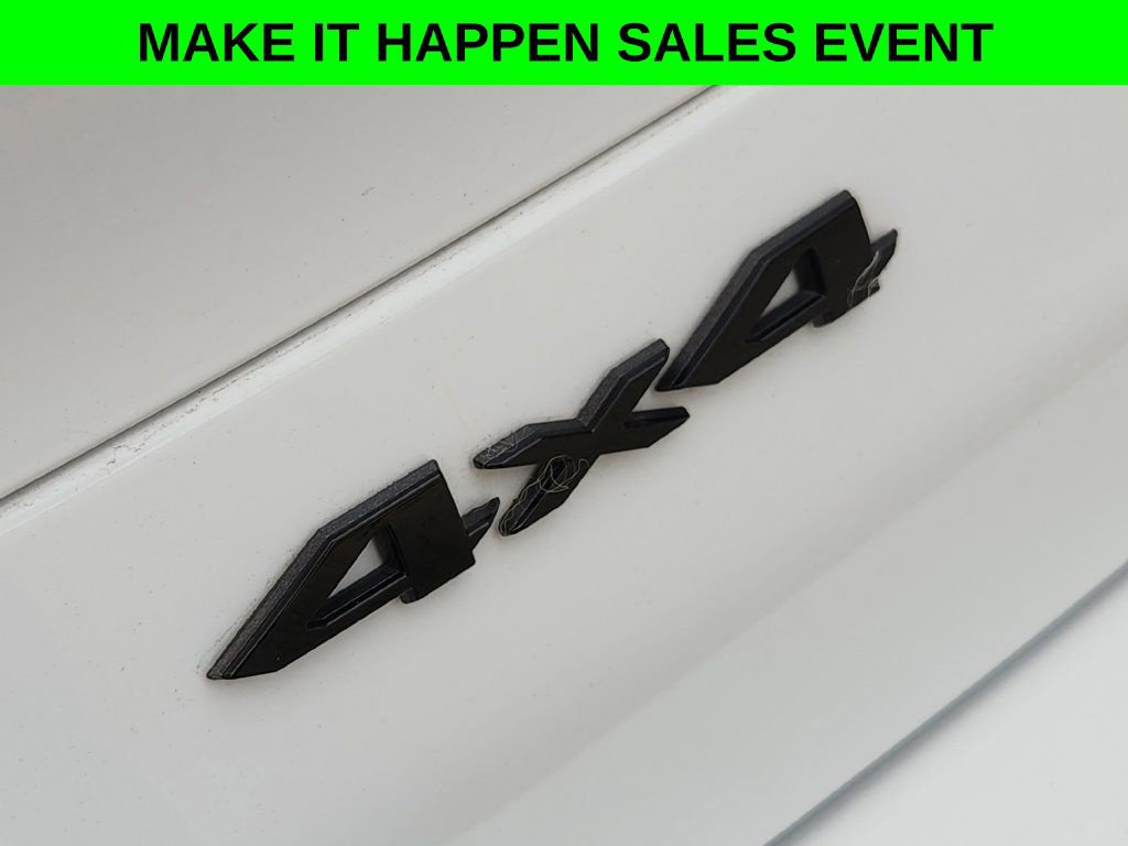Used 2024 Jeep Grand Cherokee L Laredo AWD/4WD image 8