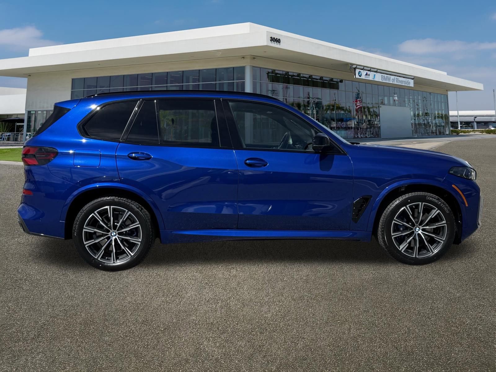 Used 2026 BMW X5 M60i image 12